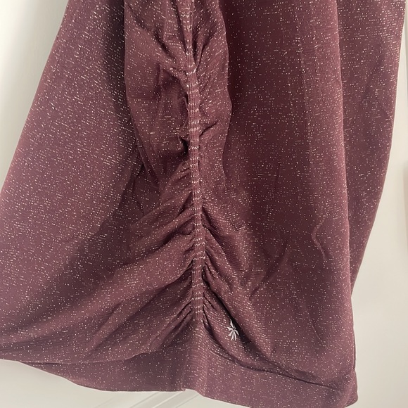 Athleta Speedlight Glow Purple Ruched Stretchy Racerback Sparkle Tank Top - Picture 6 of 6